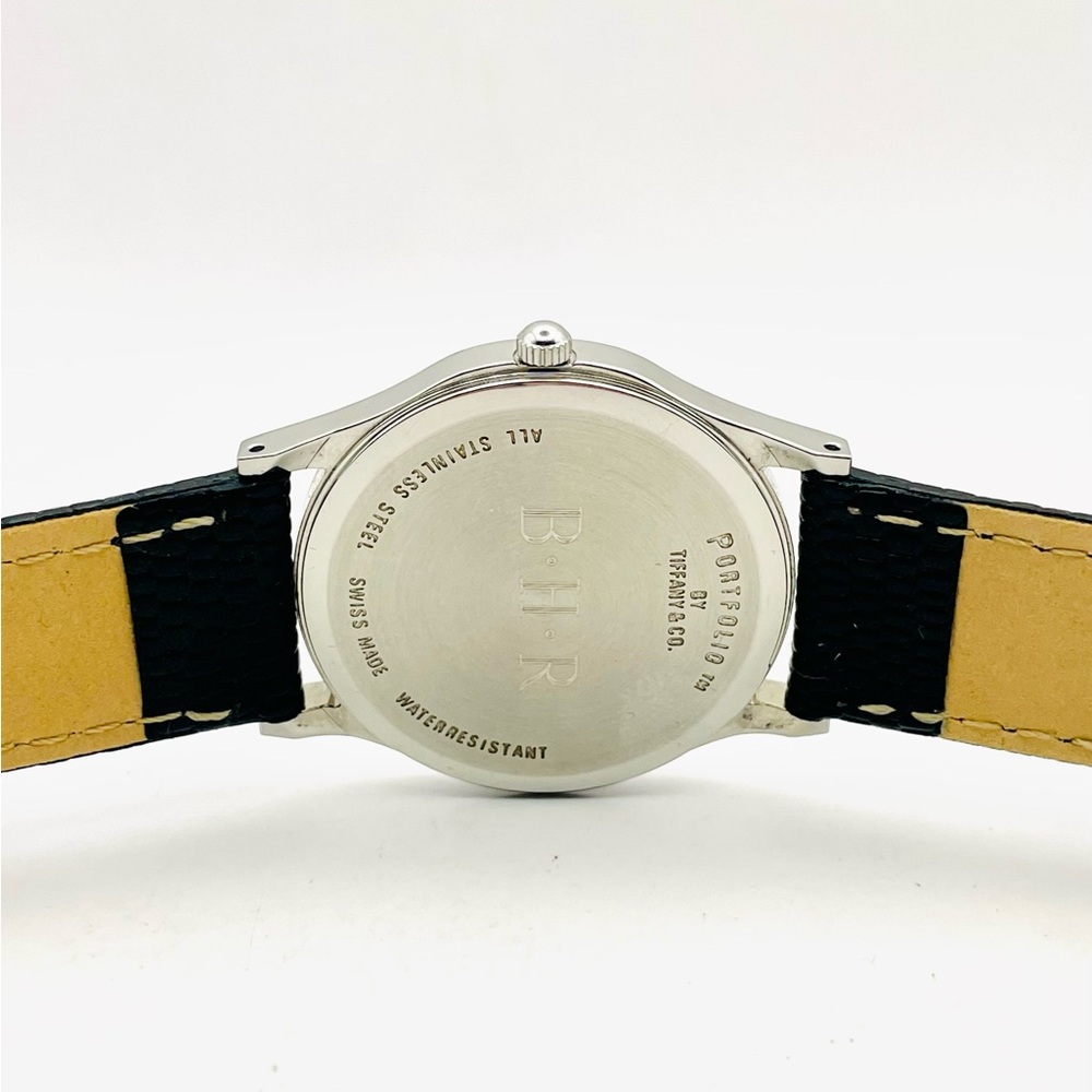❌SOLD❌ Tiffany And Co Lucent 33mm Swiss Made Unisex Watch - New Battery - Picture 6 of 16